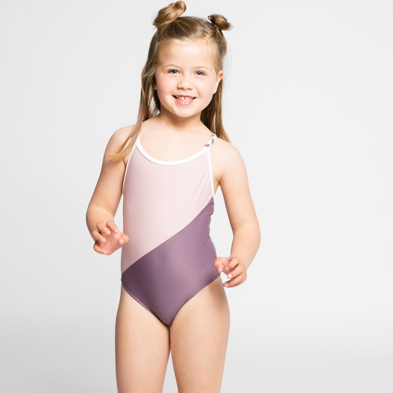 bañador niña rosa y morado sostenible