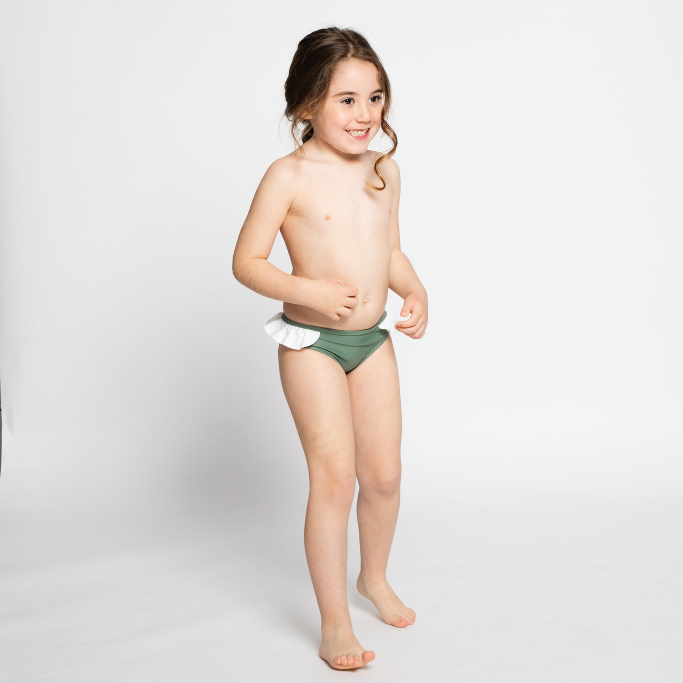 culetín de baño de niña verde sostenible