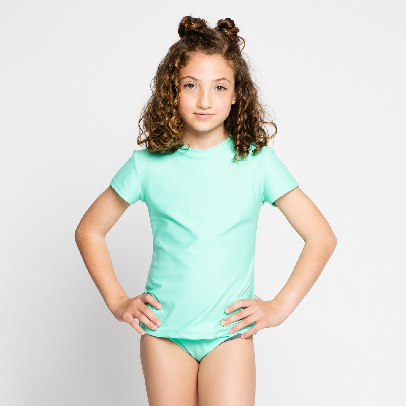 camiseta de baño protectora UPF50 verde sostenible