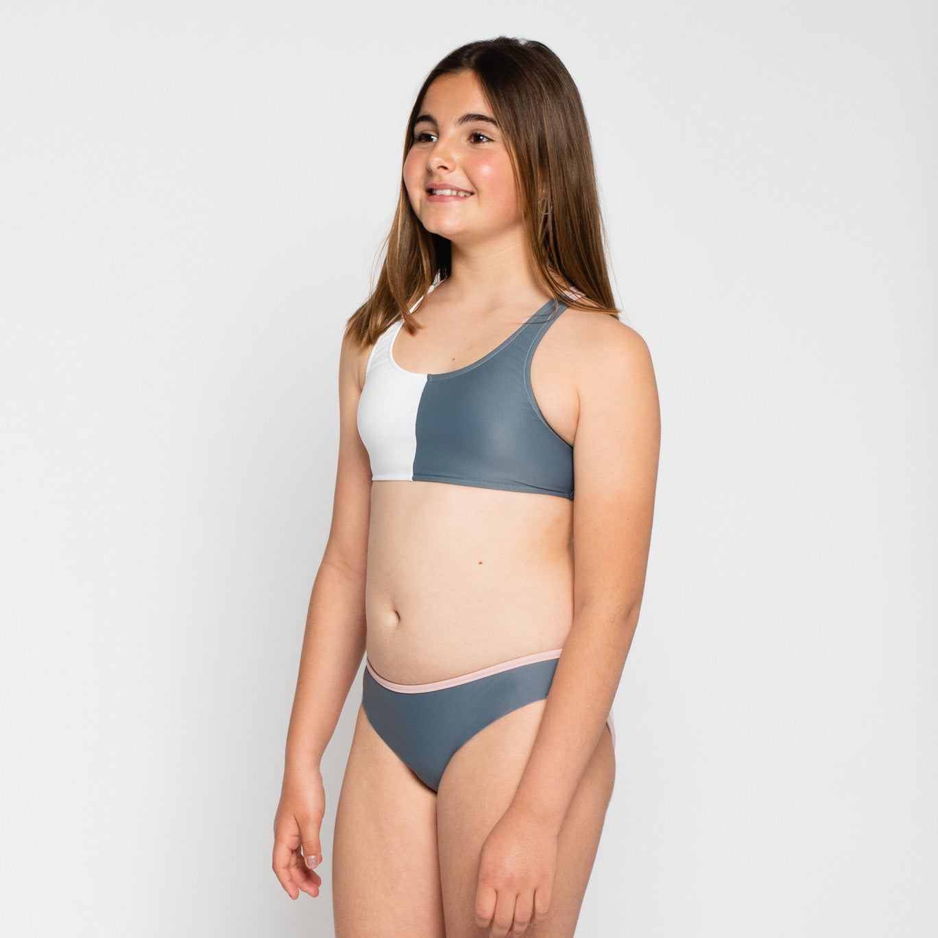 bikini de niña gris sostenible